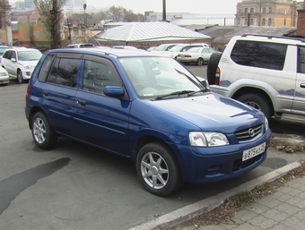 2000 Mazda Demio