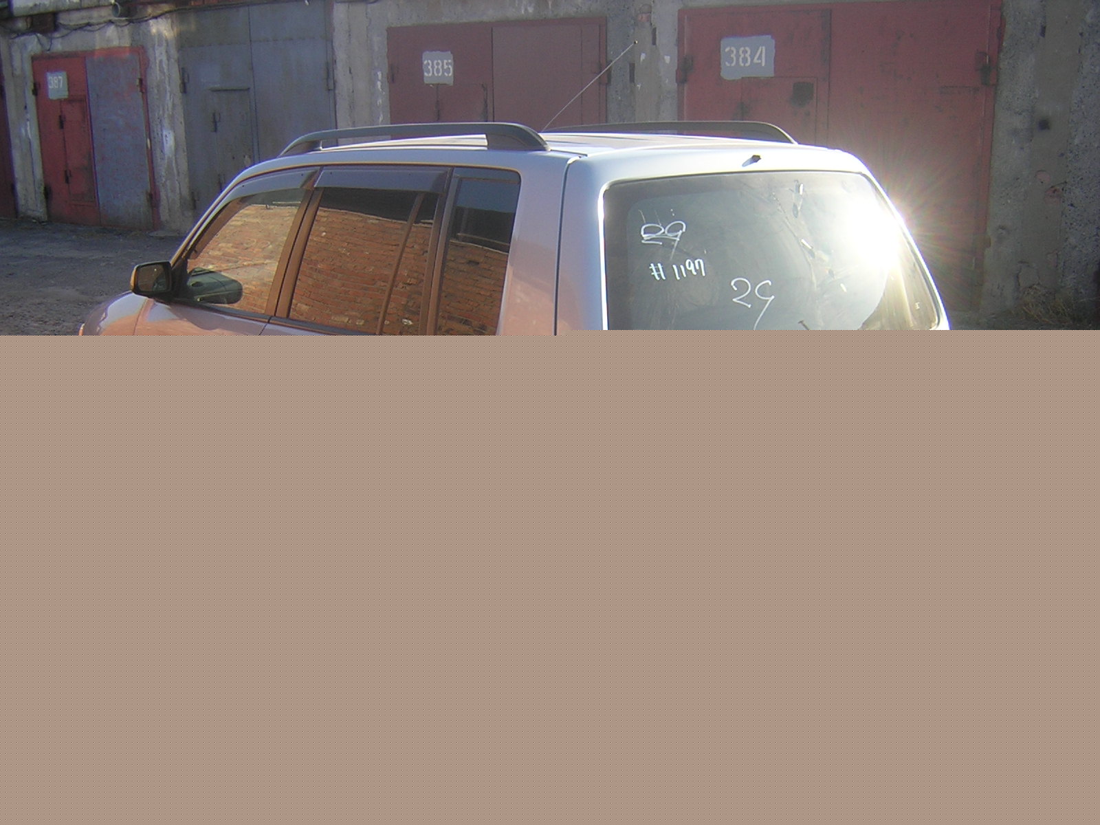 2000 Mazda Demio