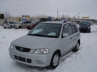 2000 Mazda Demio