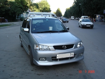 2000 Mazda Demio