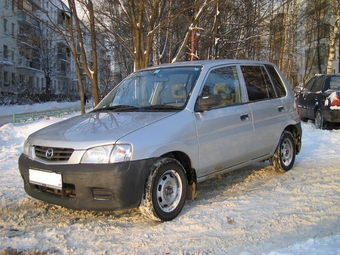 2000 Mazda Demio