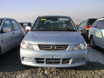 2000 Mazda Demio