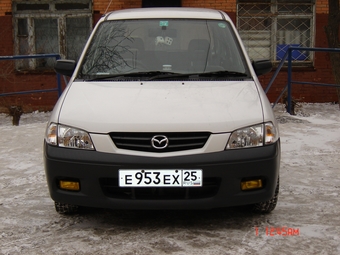 2000 Mazda Demio