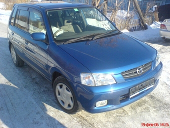 2000 Mazda Demio