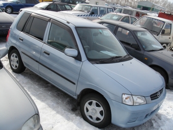 2000 Mazda Demio