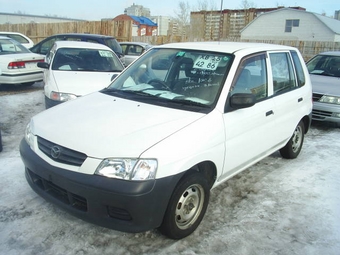 2000 Mazda Demio