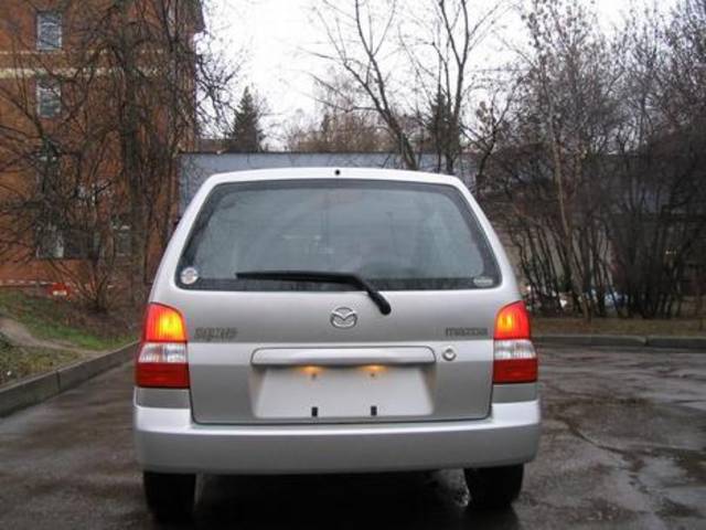 2000 Mazda Demio