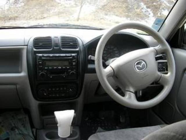 2000 Mazda Demio