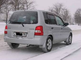 2000 Mazda Demio