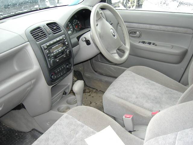 2000 Mazda Demio