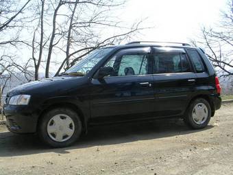 2000 Mazda Demio