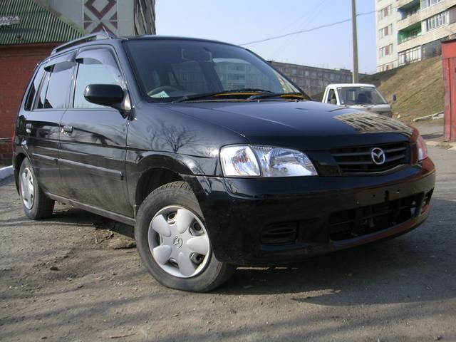 2000 Mazda Demio