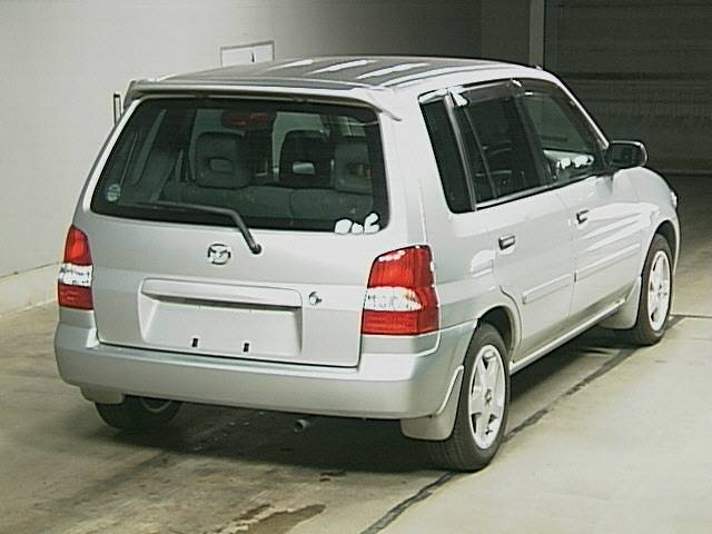 2000 Mazda Demio