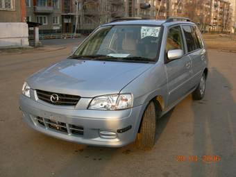 2000 Mazda Demio