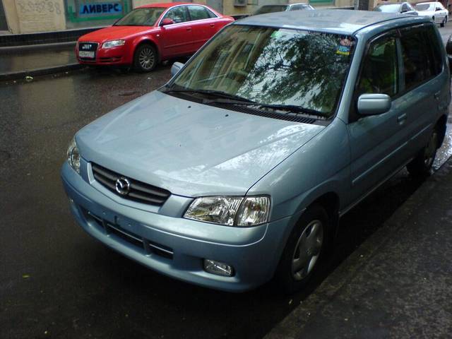 2000 Mazda Demio