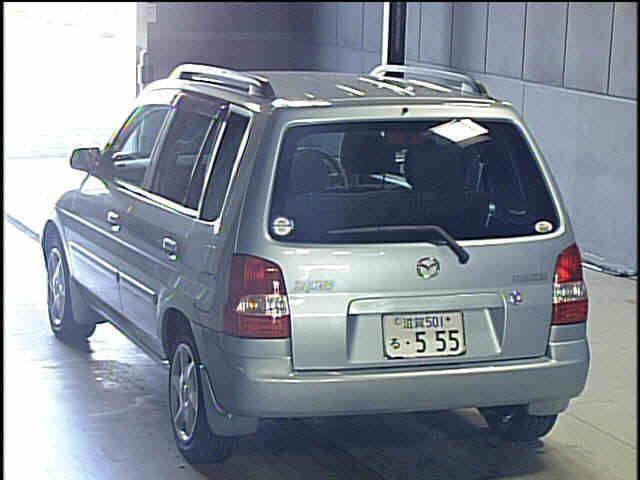 2000 Mazda Demio