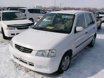2000 Mazda Demio