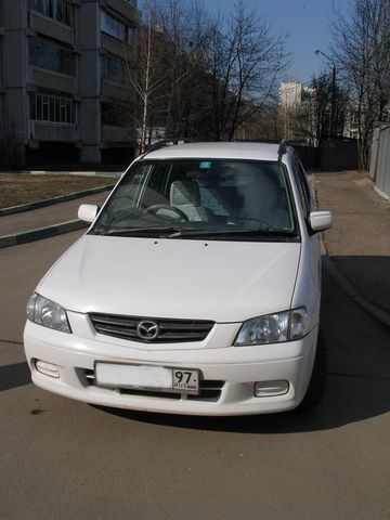 2000 Mazda Demio