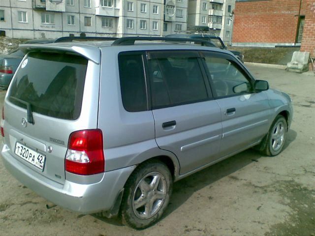 2000 Mazda Demio