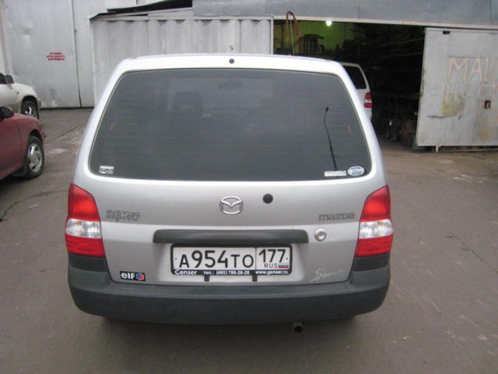 2000 Mazda Demio