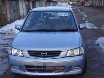 2000 Mazda Demio