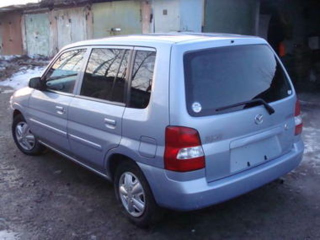 2000 Mazda Demio