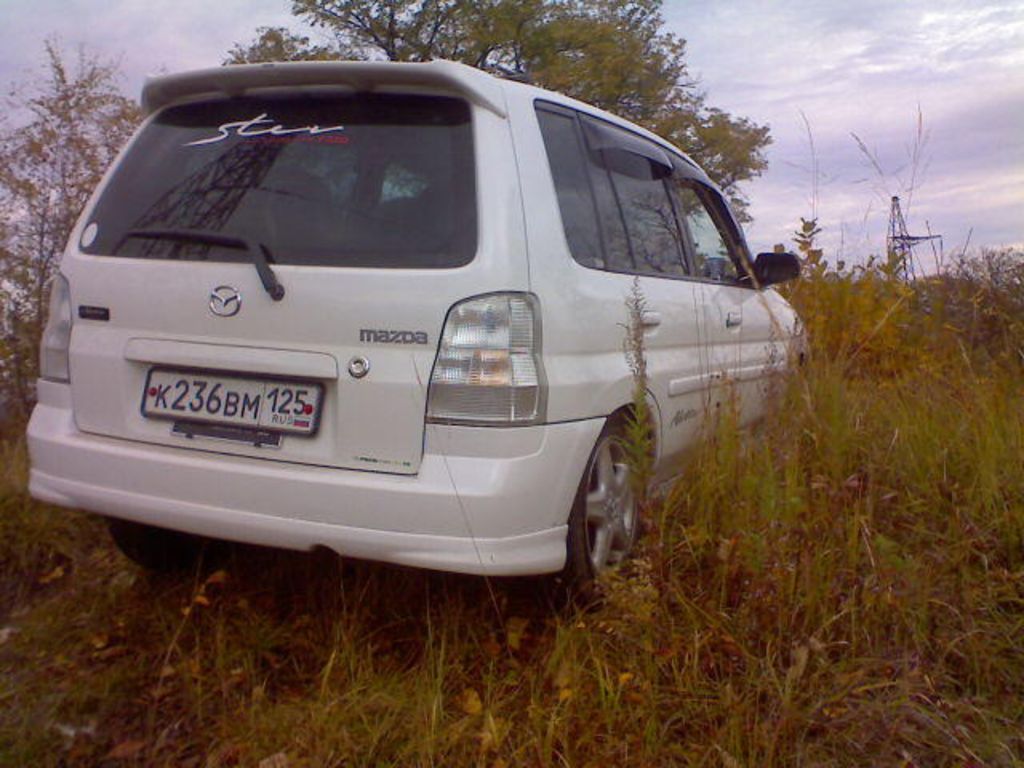 2000 Mazda Demio