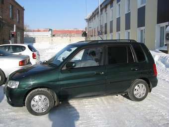 2000 Mazda Demio