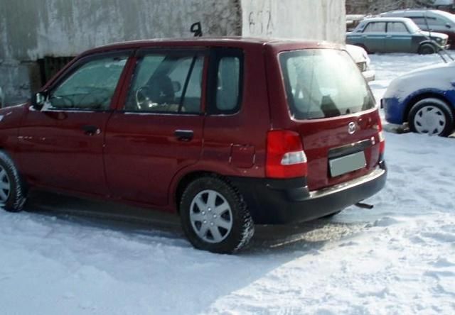 2000 Mazda Demio