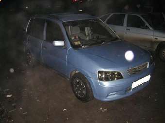 2000 Mazda Demio