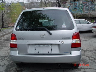 2000 Mazda Demio Pictures
