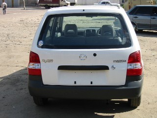 2000 Mazda Demio Photos