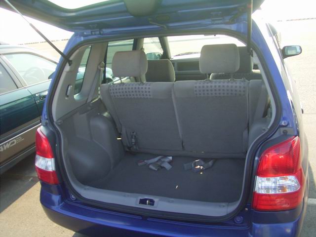 2000 Mazda Demio Pictures