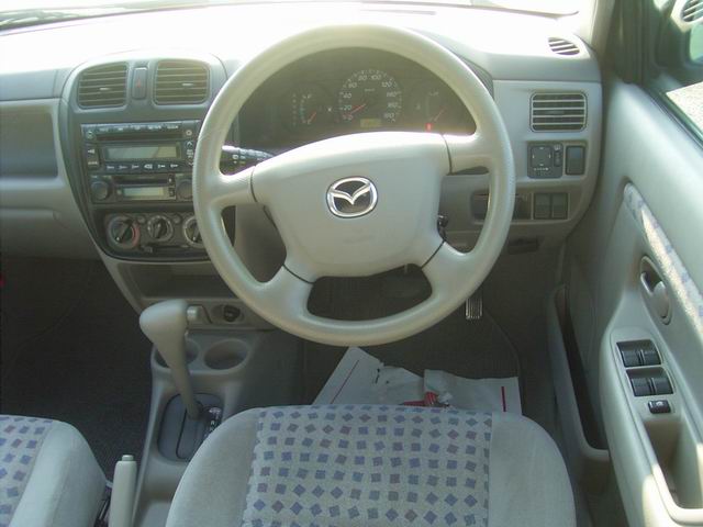2000 Mazda Demio Pictures