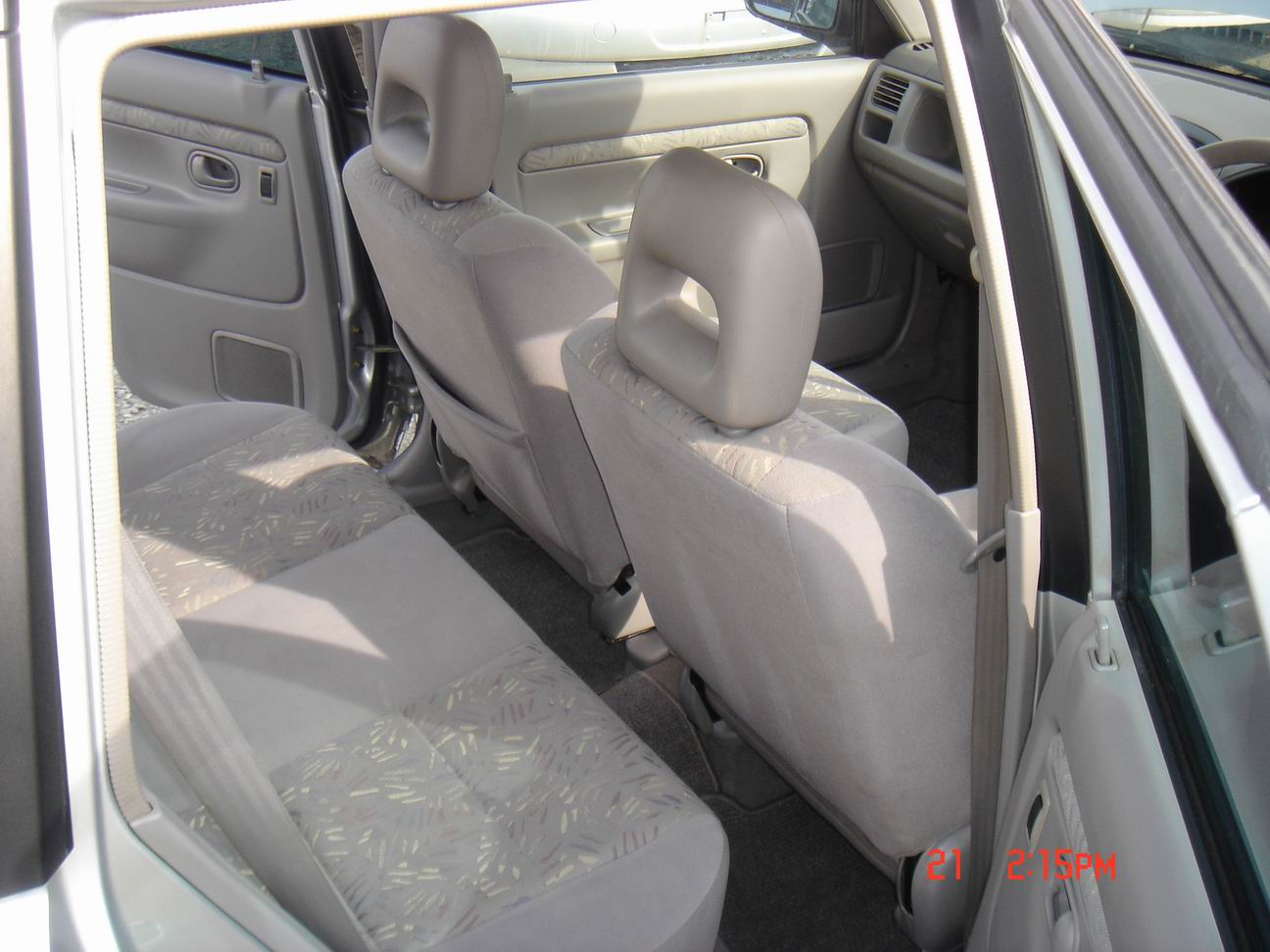 2000 Mazda Demio Pics