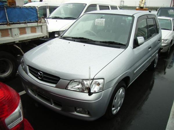 2000 Mazda Demio Pictures