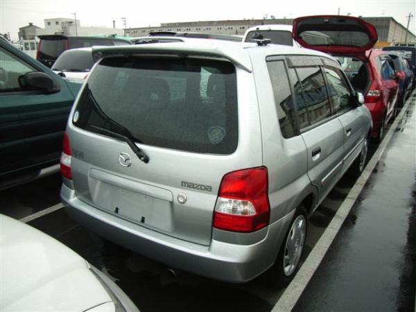 2000 Mazda Demio Pictures