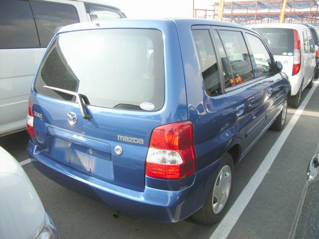 2000 Mazda Demio Photos