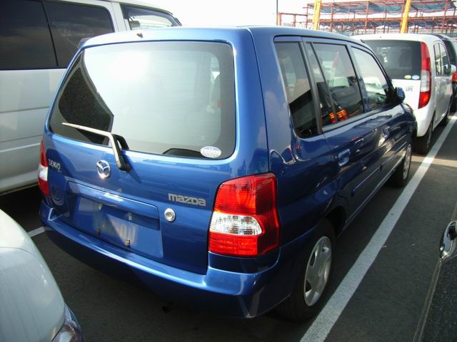 2000 Mazda Demio Photos