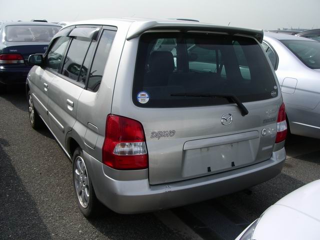 2000 Mazda Demio Pics