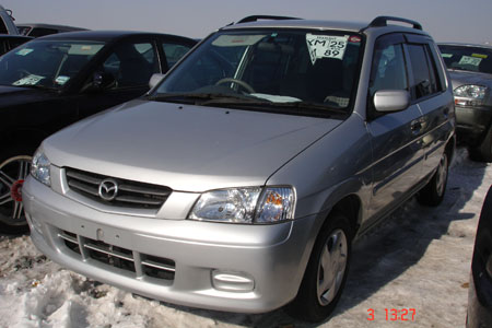 2000 Mazda Demio Pictures