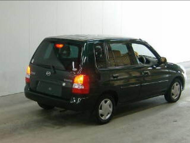 2000 Mazda Demio Images