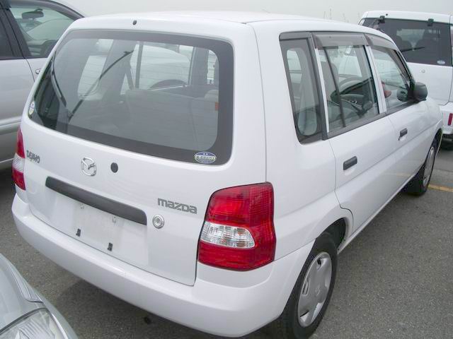 2000 Mazda Demio Wallpapers