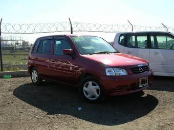 2000 Mazda Demio Photos