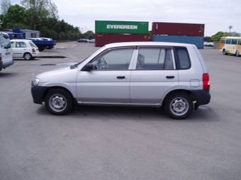 2000 Mazda Demio Photos