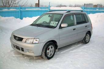 2000 Mazda Demio