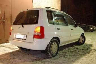 2000 Mazda Demio Pics