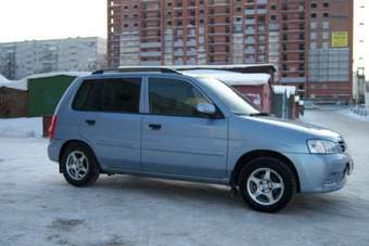 2000 Mazda Demio