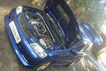 2000 Mazda Demio Pictures