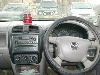 2000 Mazda Demio Photos